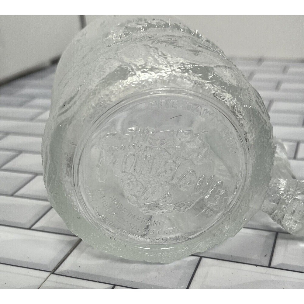 1993 Original McDonalds Flintstones Mug in perfect condition, clear glass - Picture 8 of 12